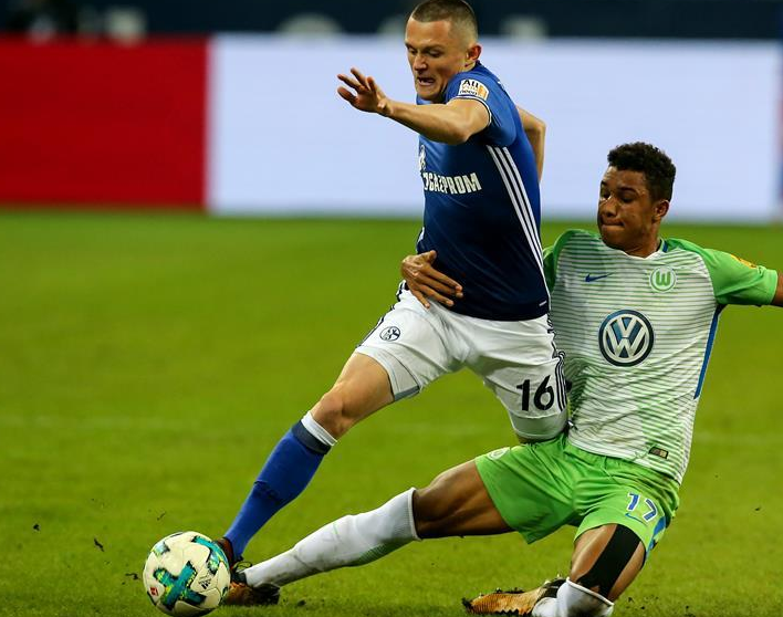 开云体育在线-沙尔克取得关键胜利，成功晋级