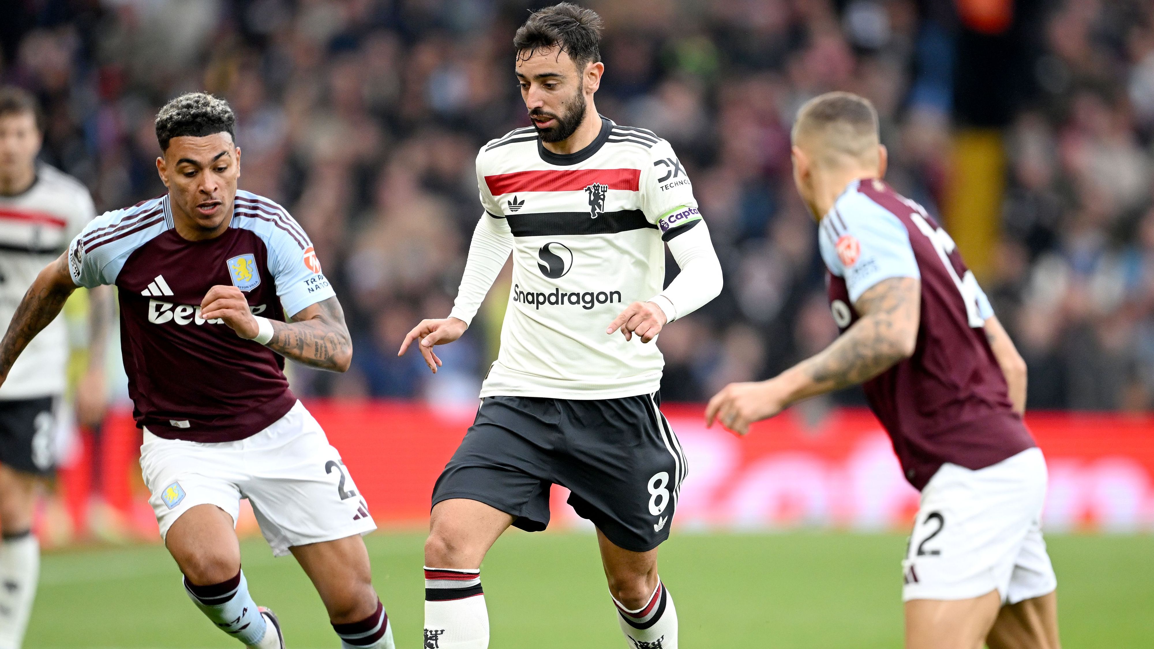 包含阿斯顿维拉客场险胜,锁定保级前景的词条 包含阿斯顿维拉客场险胜,锁定保级前景的词条