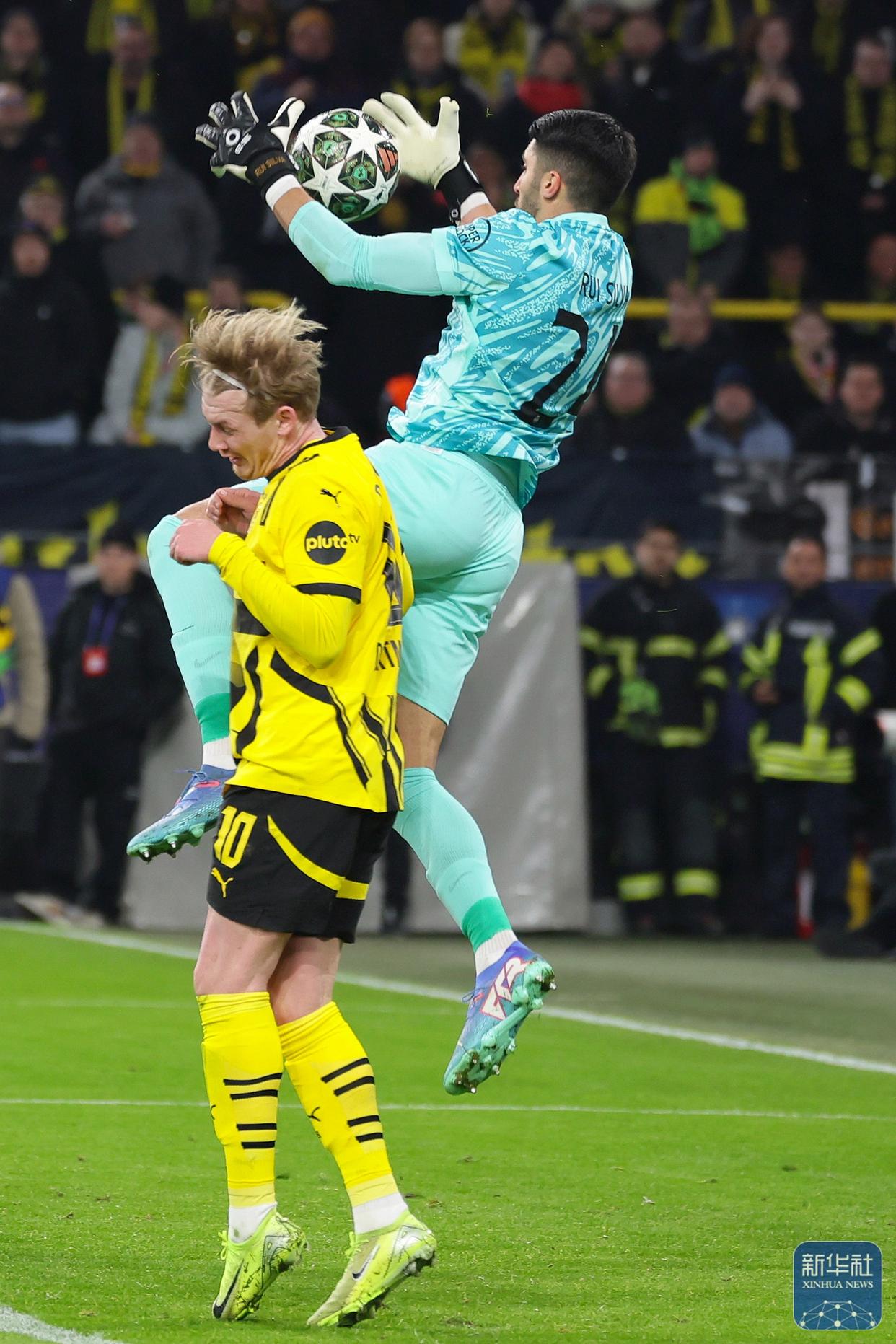 多特蒙德绝杀英格兰,费兰·托雷斯打破历史纪录的简单介绍 多特蒙德绝杀英格兰,费兰·托雷斯打破历史纪录的简单介绍