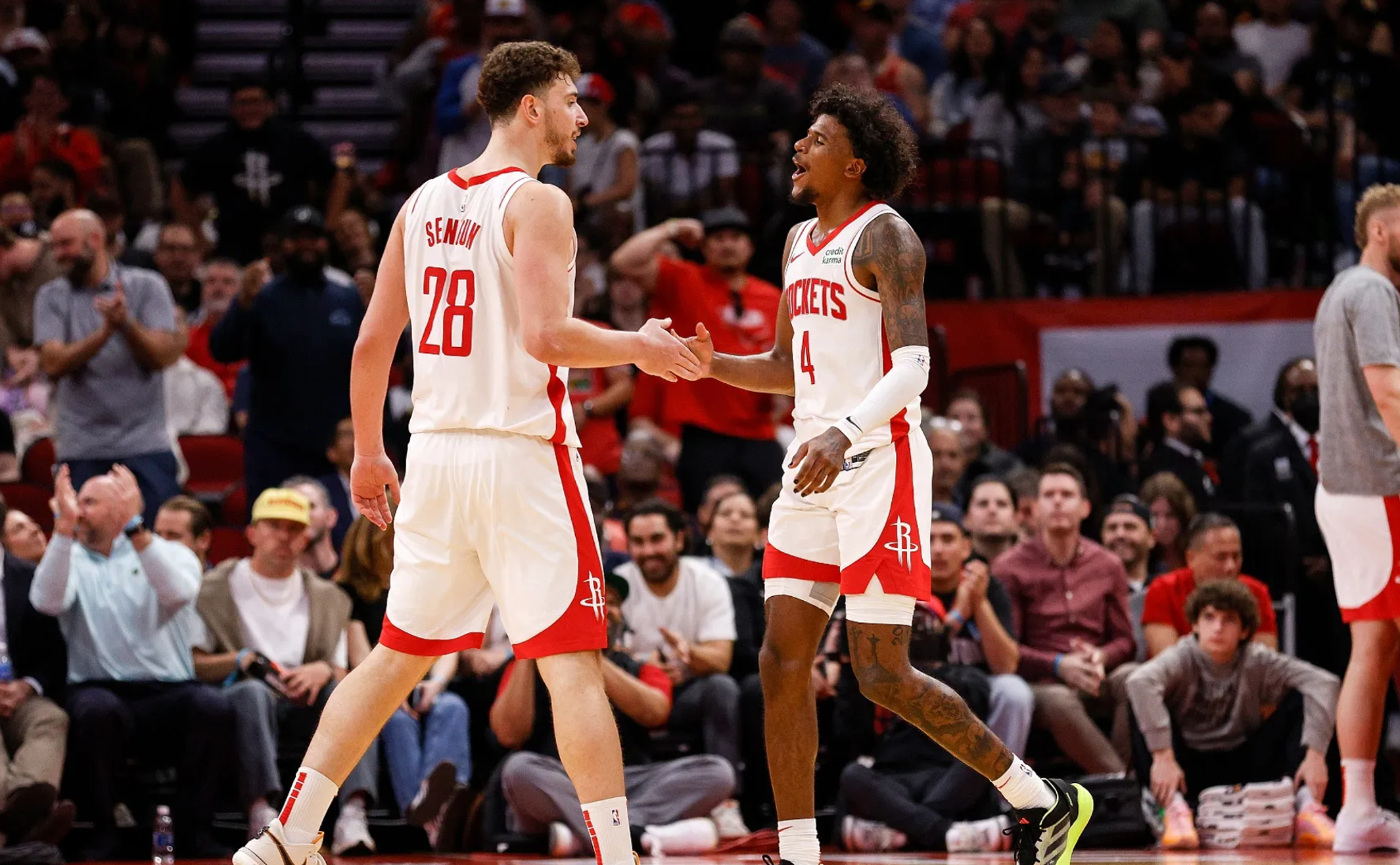 包含太阳客场擒雄鹿,取得三连胜的词条 包含太阳客场擒雄鹿,取得三连胜的词条