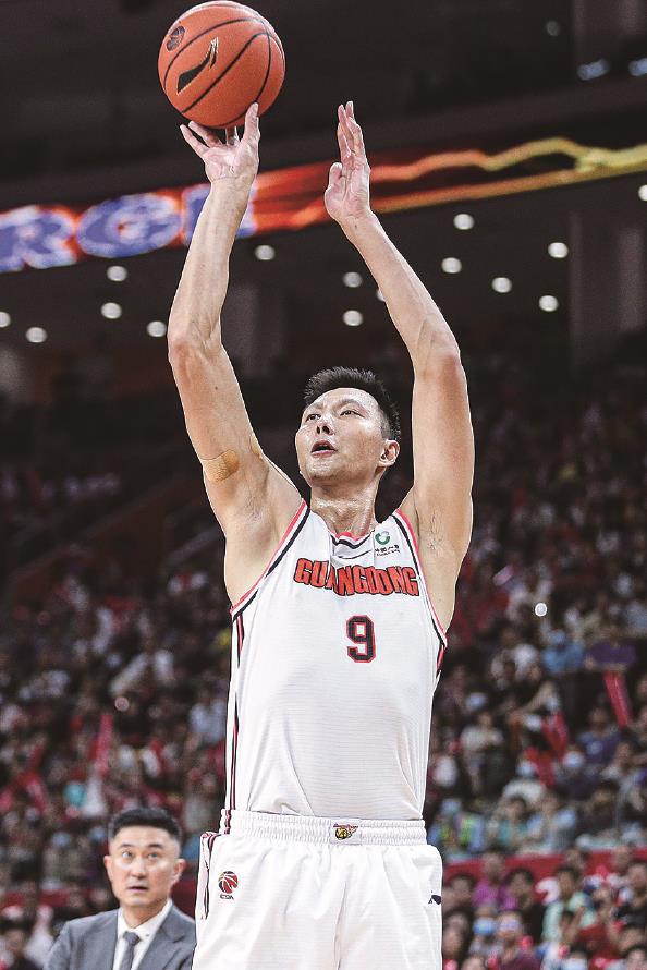 关于猛龙鏖战独行侠,易建联点燃赛场的信息 关于猛龙鏖战独行侠,易建联点燃赛场的信息