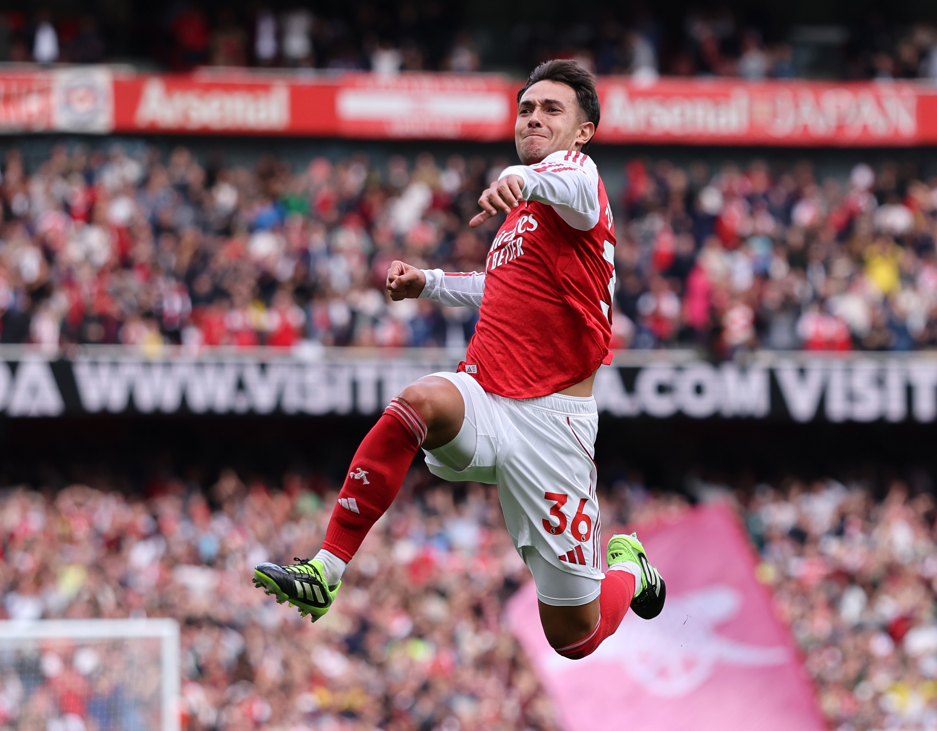 阿森纳力克曼联，门迪统治全场