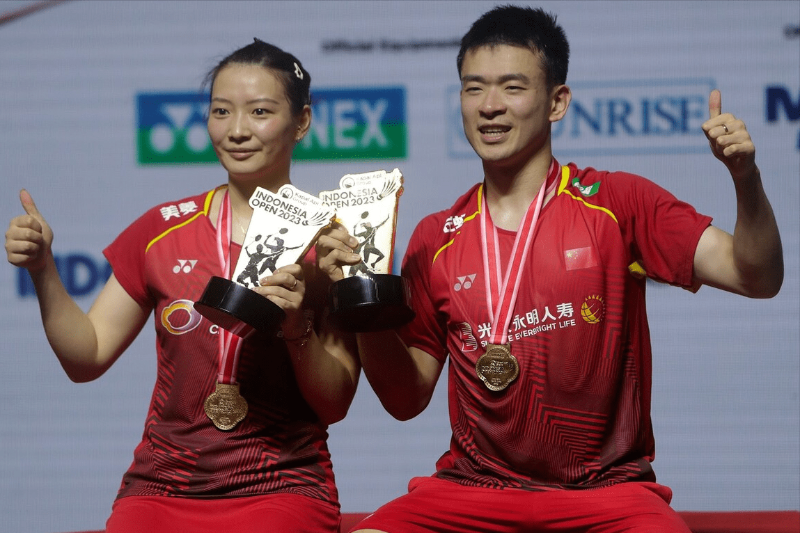 中国队力克印度队，郑思维刷新纪录