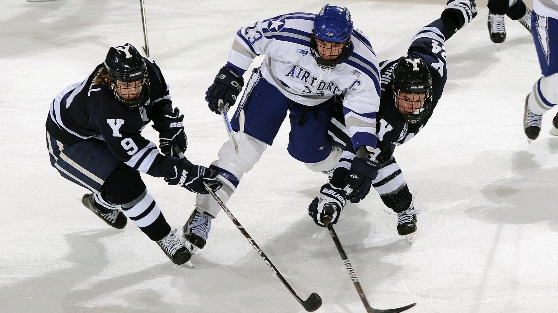 超神之夜,当本泽马用灵魂点燃全队,里昂把绝境踩成凯旋之路