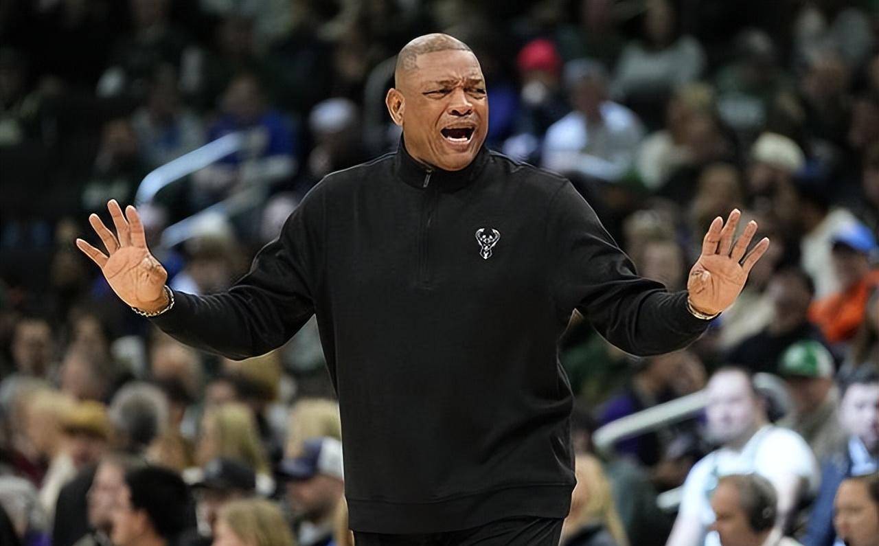 篮网关键战突围上海队，霍勒迪个人能力完全展现