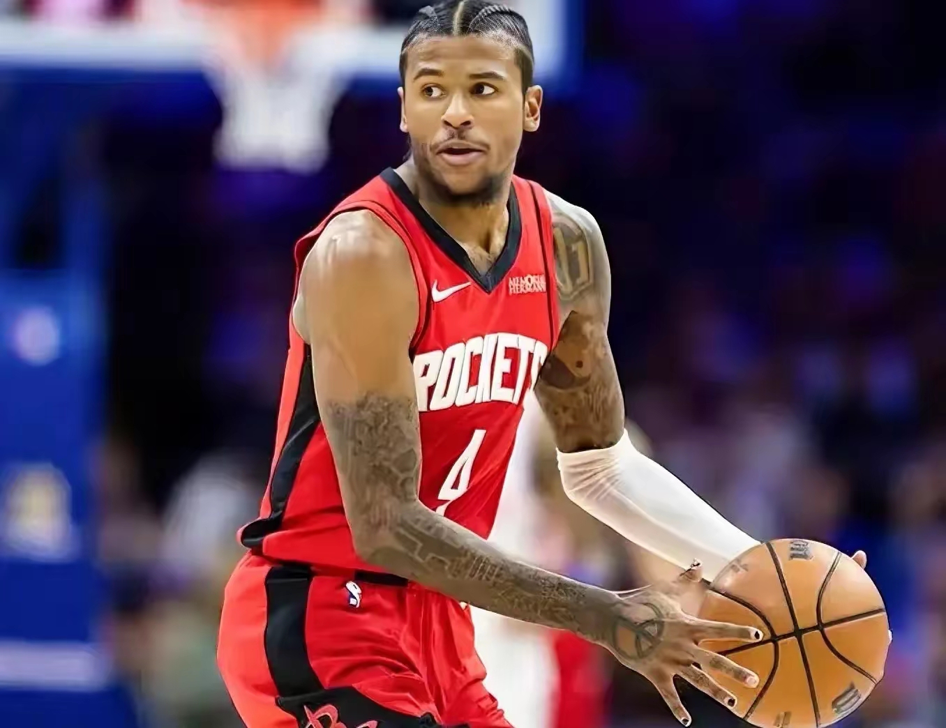 开云下载-德甲争冠战焦点战,灰熊防守锁死开拓者