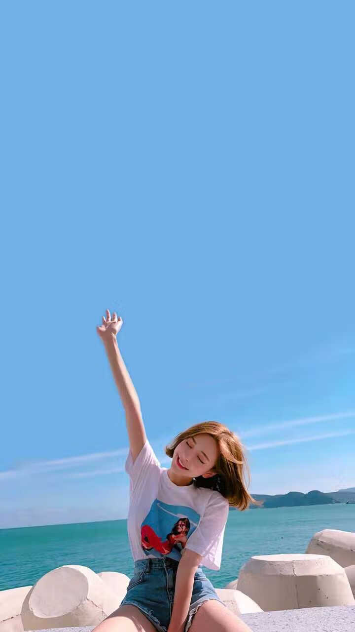 开云体育在线-赛场终局，当维斯塔潘的轮胎压上白线，詹姆斯的指尖触到篮球